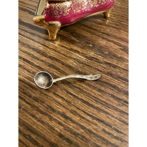 Vtg LIMOGES FRANCE Mini Porcelain PIANO Courting Couple Trinket Box antique - Picture 9 of 10